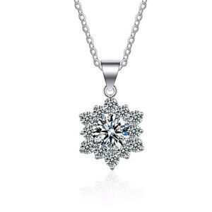 Sunflower Moissanite Diamond 2CTW Necklace NIB VVS1 Color D .925 w/cert